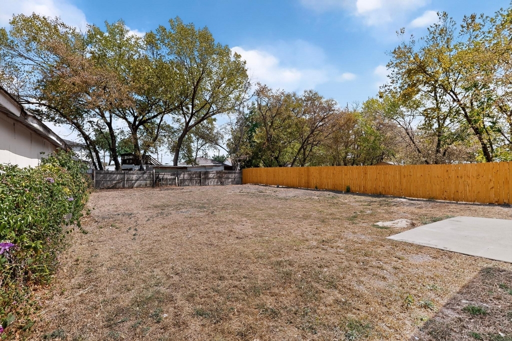1512 Rowan Avenue - Photo 33