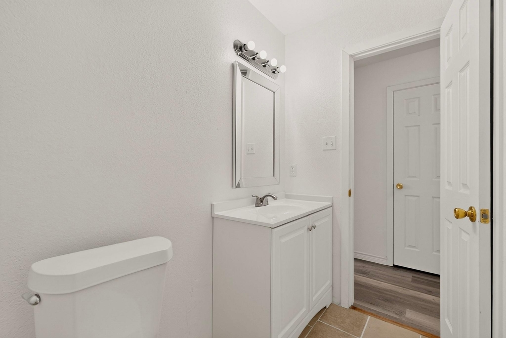 1512 Rowan Avenue - Photo 15