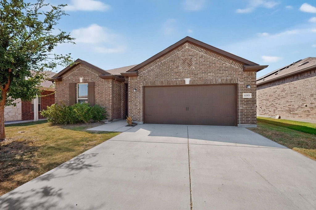 600 Bronze Forest Drive - Photo 2
