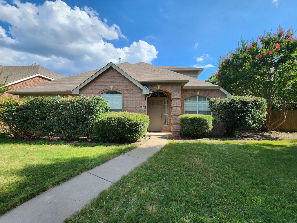 10307 Asheboro Street - Photo 0