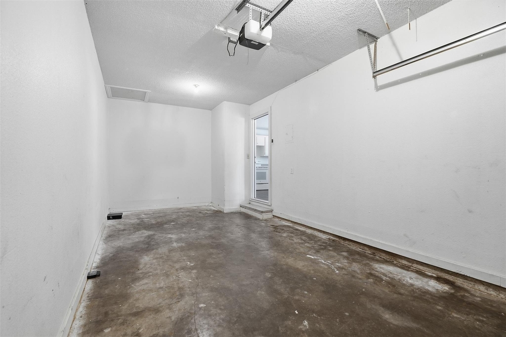 106 Pine Street - Photo 16