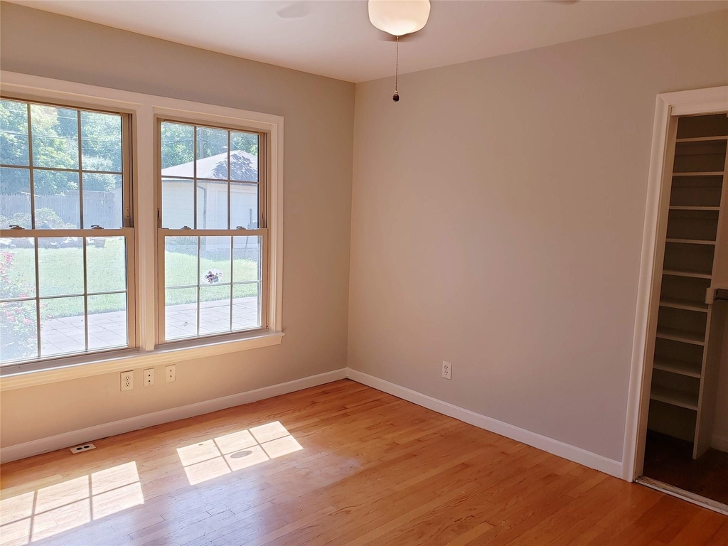 9344 San Fernando Way - Photo 9