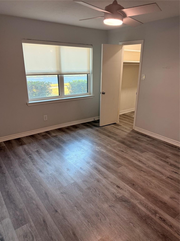 3913 Inwood Road - Photo 11
