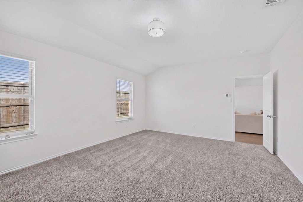11129 Pond View Court - Photo 19