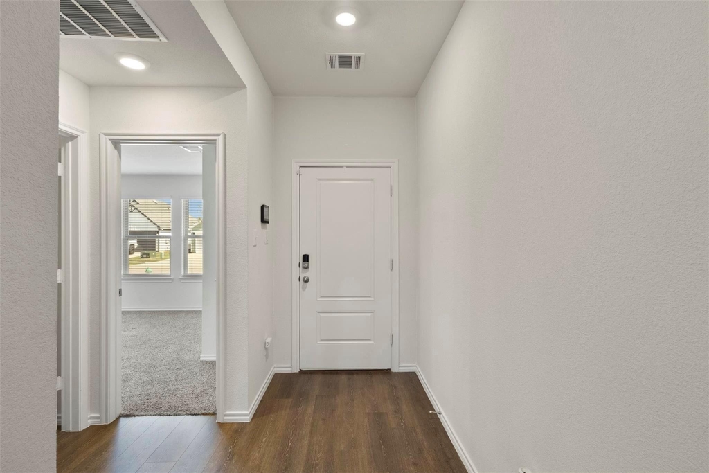 11129 Pond View Court - Photo 1