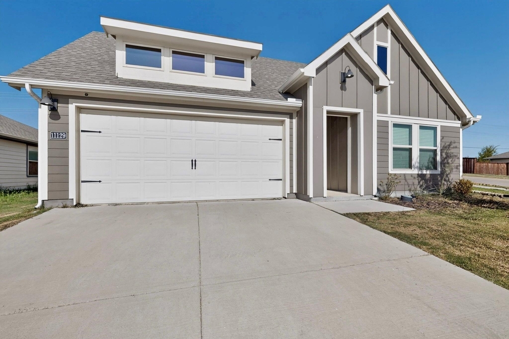 11129 Pond View Court - Photo 9