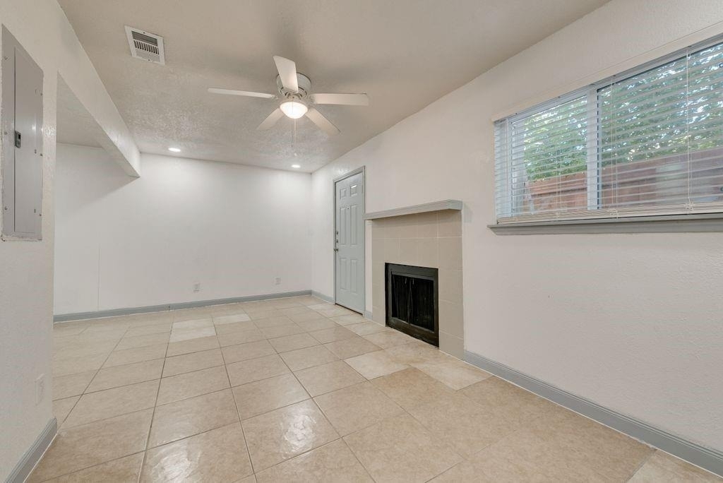 4620 San Jacinto - Photo 15
