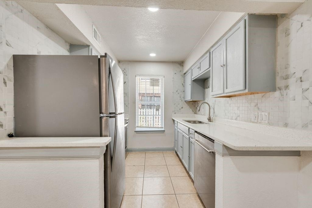 4620 San Jacinto - Photo 6