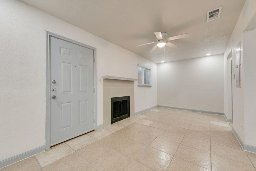 4620 San Jacinto - Photo 17