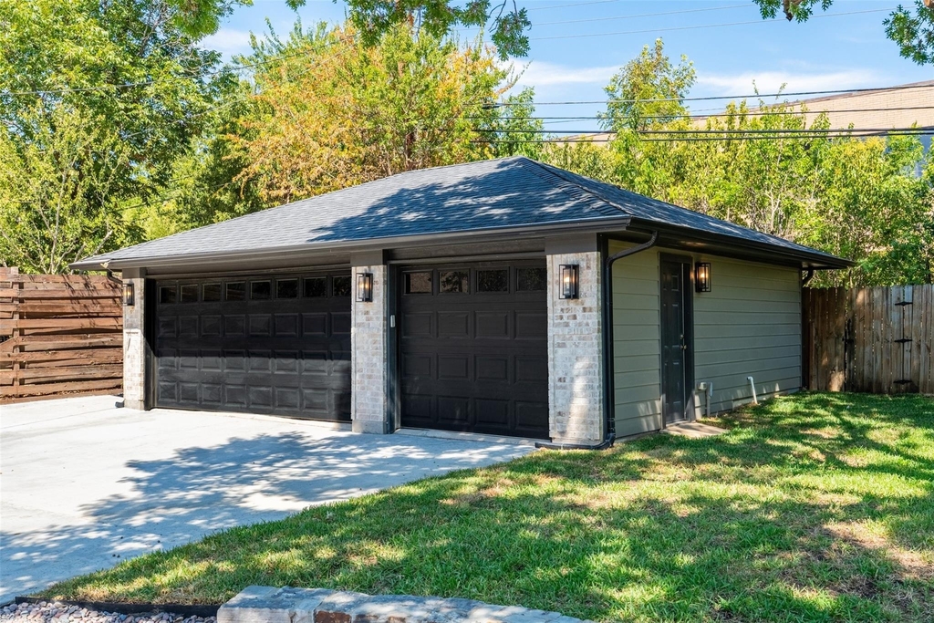 6331 Linden Lane - Photo 39