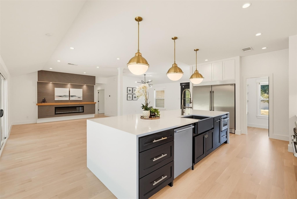 6331 Linden Lane - Photo 11