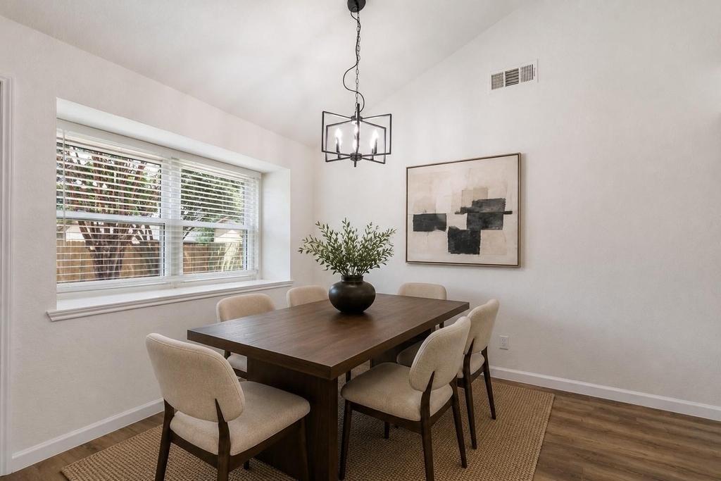 2429 Chestnut Way - Photo 6