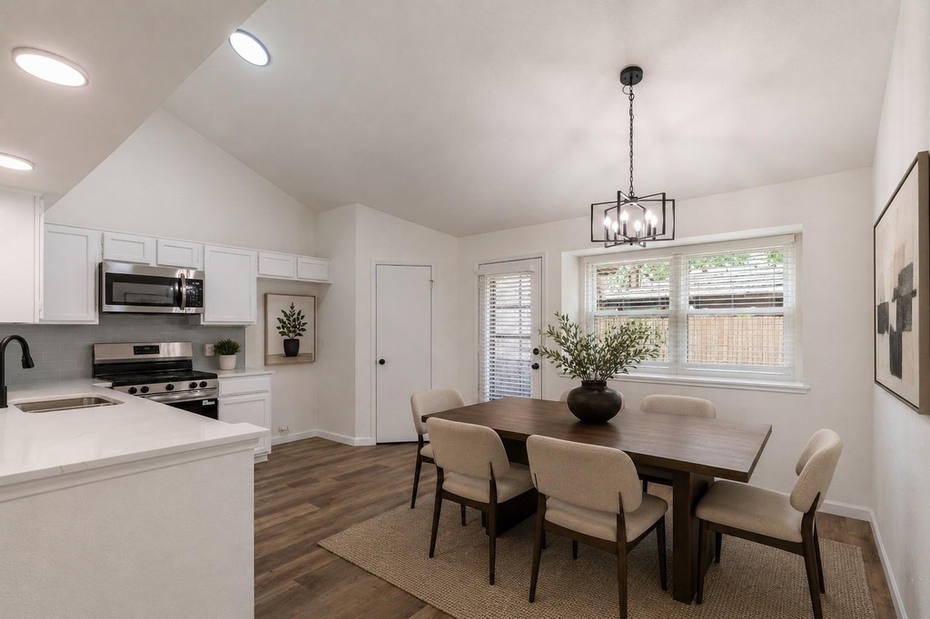 2429 Chestnut Way - Photo 5