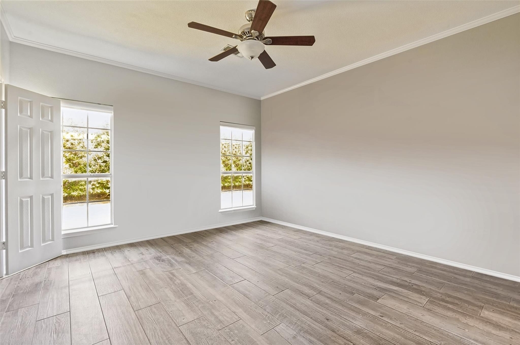8400 Hickory Street - Photo 9