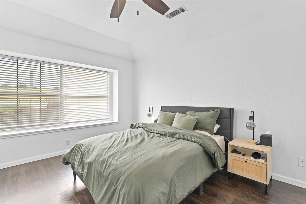 4100 Creekhollow Drive - Photo 10