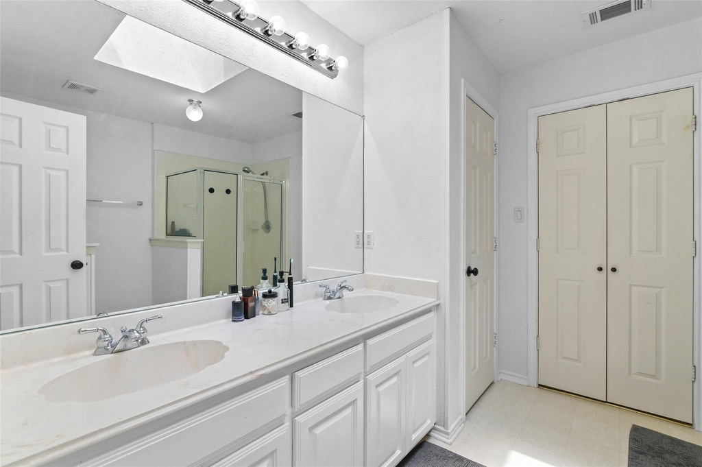 4100 Creekhollow Drive - Photo 12