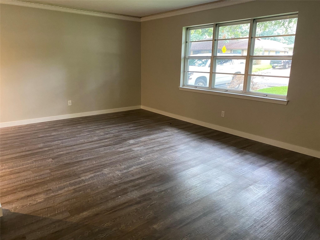 3621 Winifred Drive - Photo 6