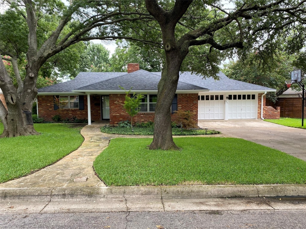 3621 Winifred Drive - Photo 0