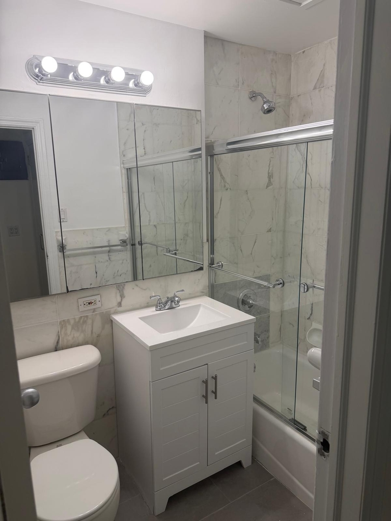 East 46th Street - Photo 1