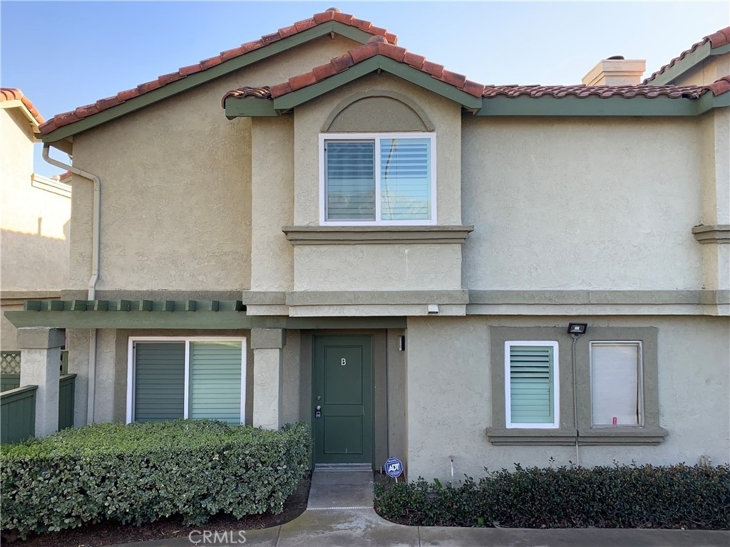 10226 Chaparral Way Unit B - Photo 0