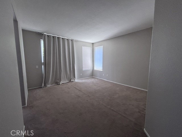27450 Fallbrook Court - Photo 5