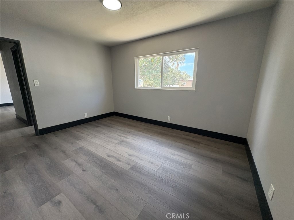 2001 E Wilshire Avenue - Photo 8