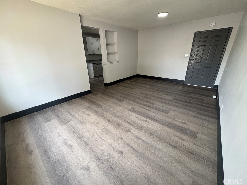 2001 E Wilshire Avenue - Photo 4