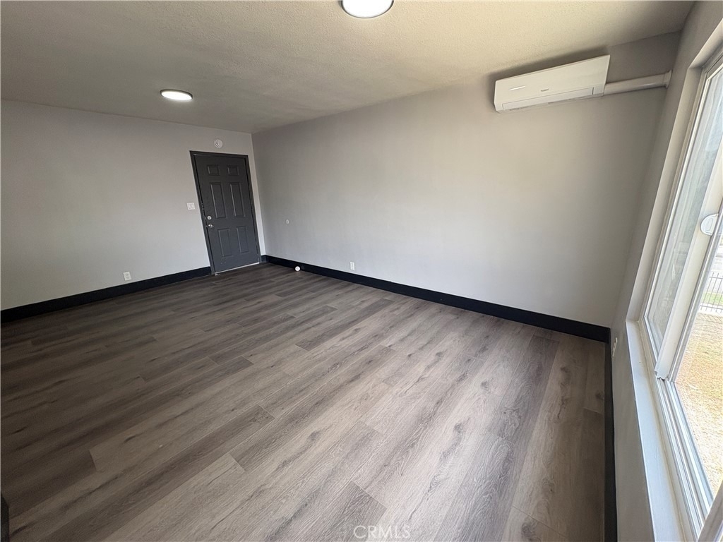 2001 E Wilshire Avenue - Photo 3