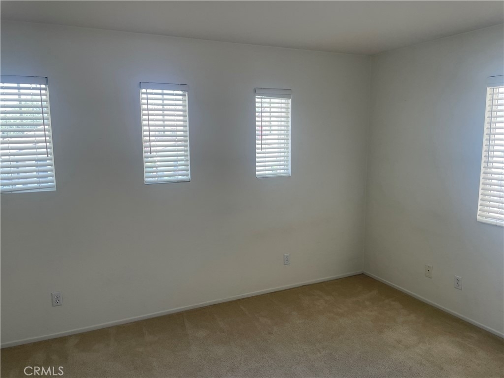 7071 Suffolk - Photo 13