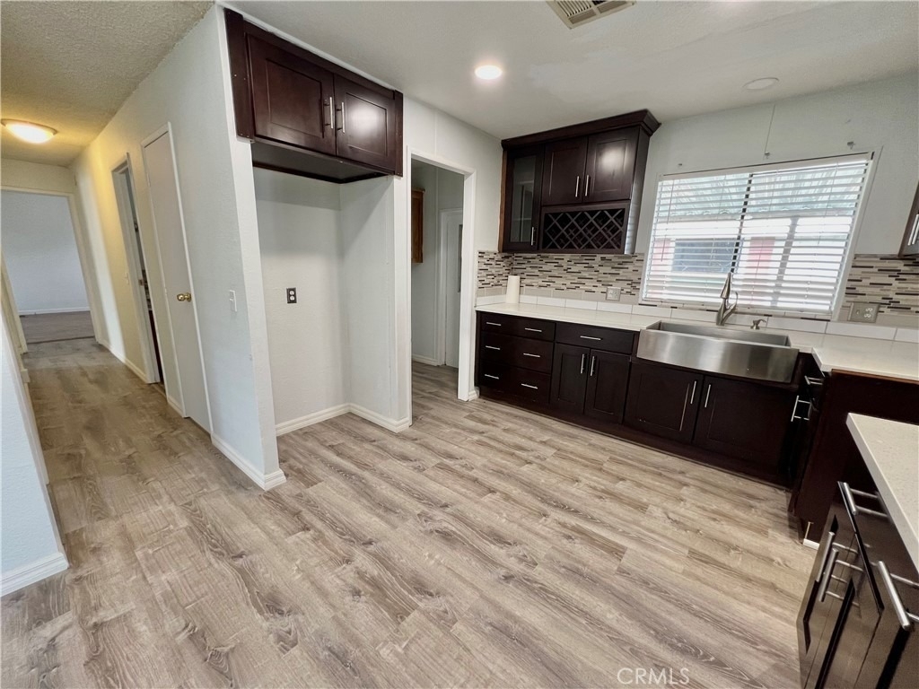 2121 E Avenue I - Photo 16