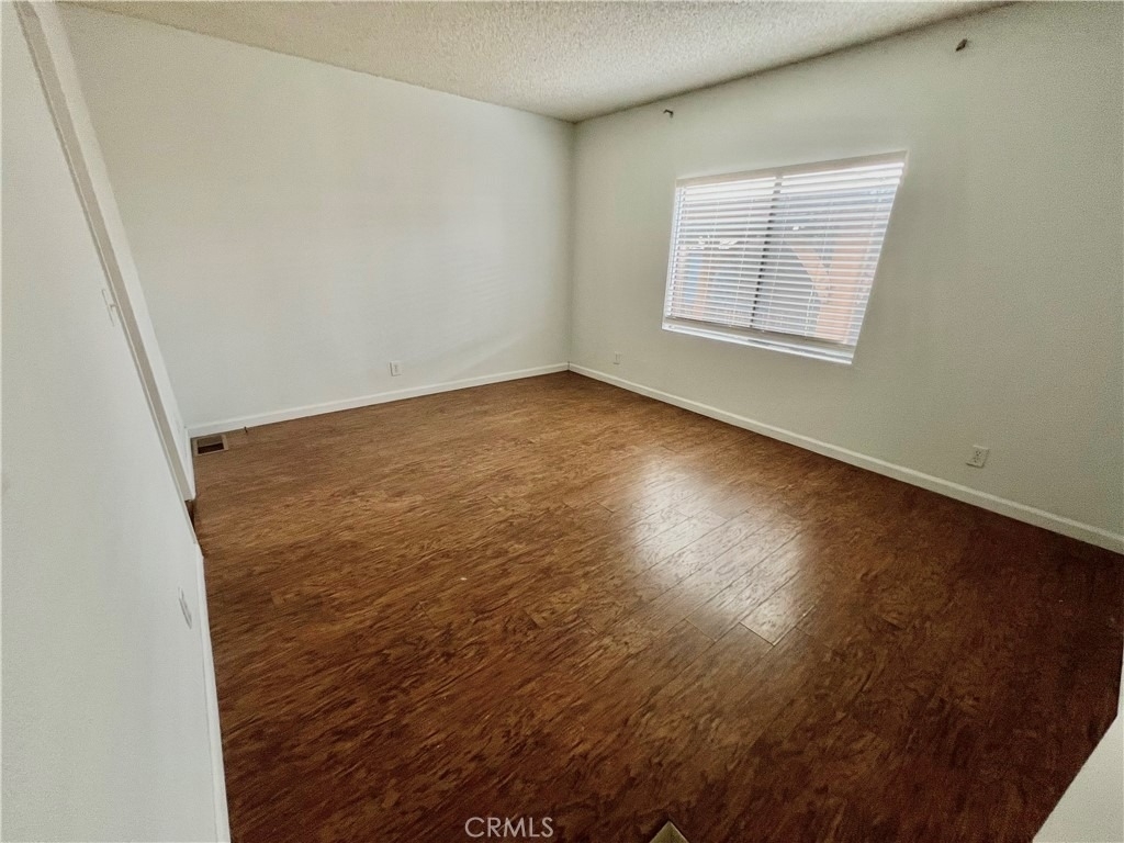 2121 E Avenue I - Photo 22