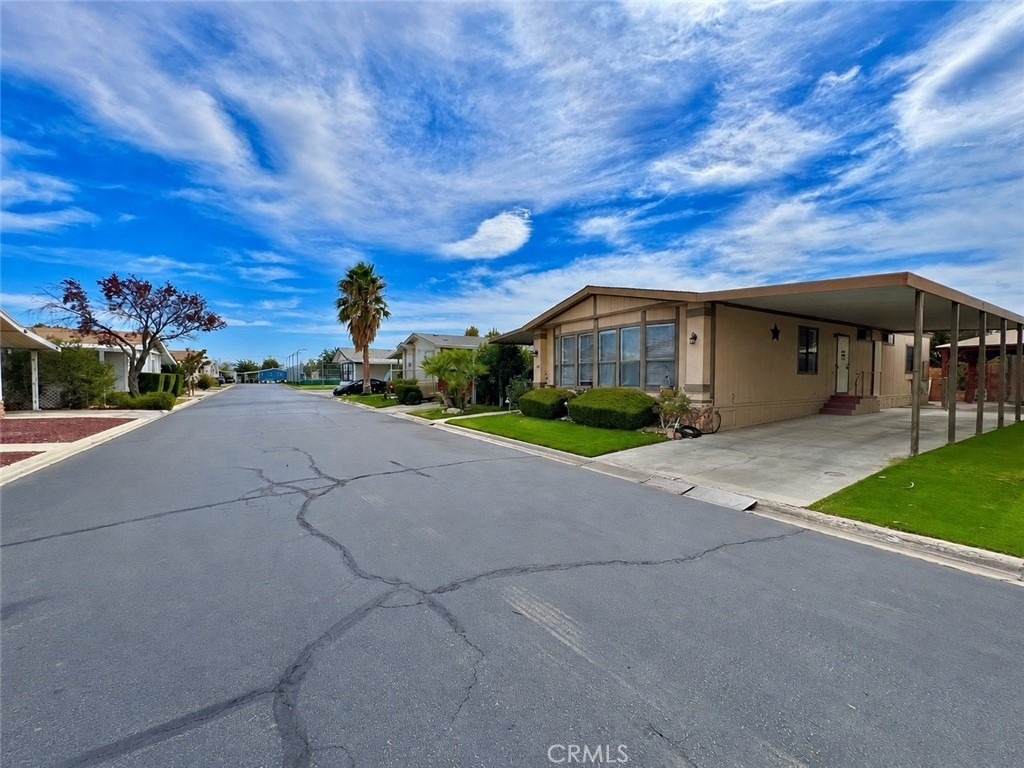 2121 E Avenue I - Photo 33
