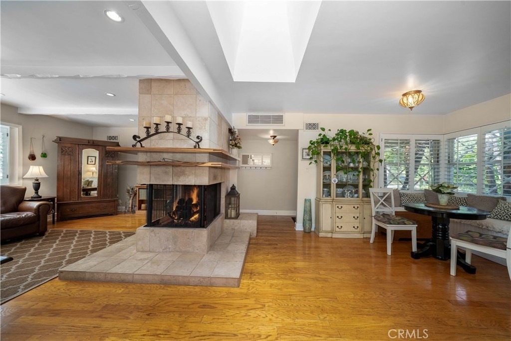 4571 Canoga Drive - Photo 6