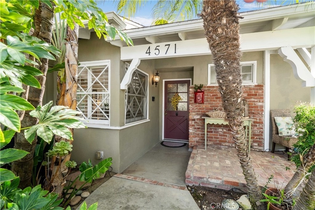 4571 Canoga Drive - Photo 1