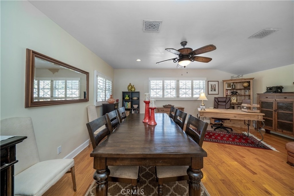 4571 Canoga Drive - Photo 7