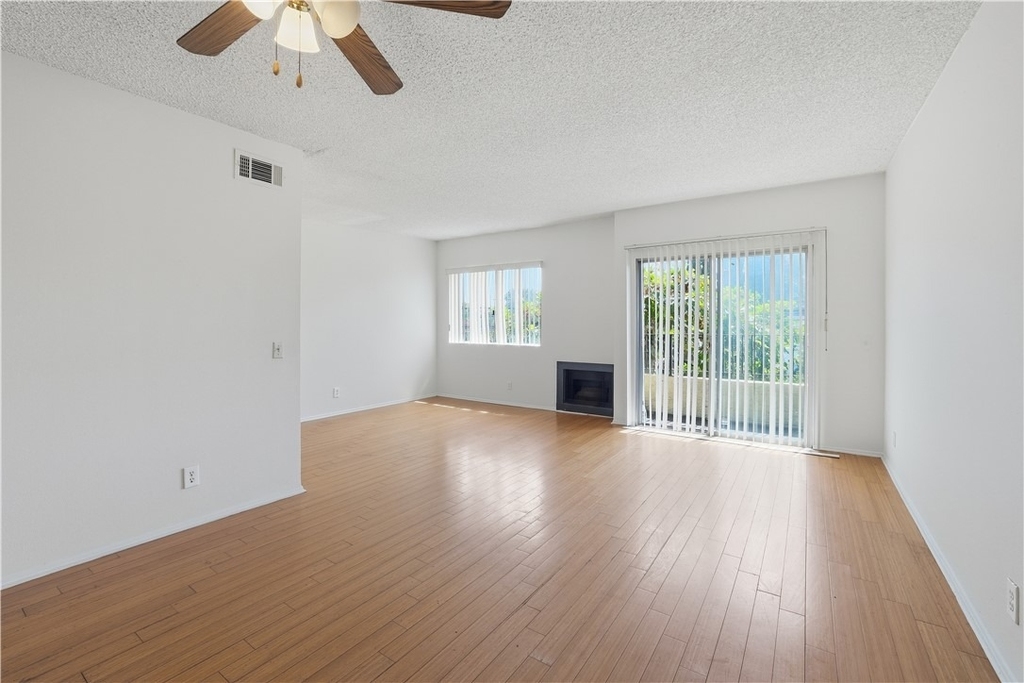12203 Magnolia - Photo 3