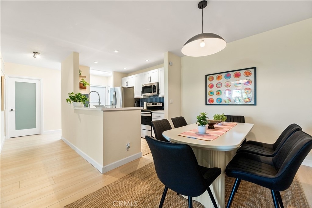 8535 W West Knoll Drive - Photo 19