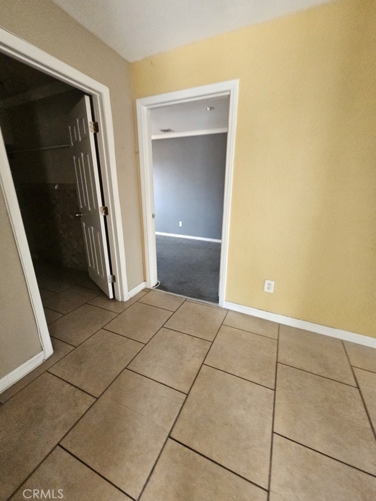 1319 E 59th - Photo 20
