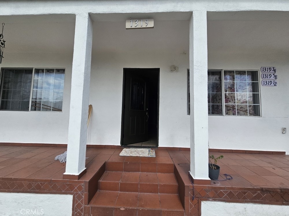 1319 E 59th - Photo 1
