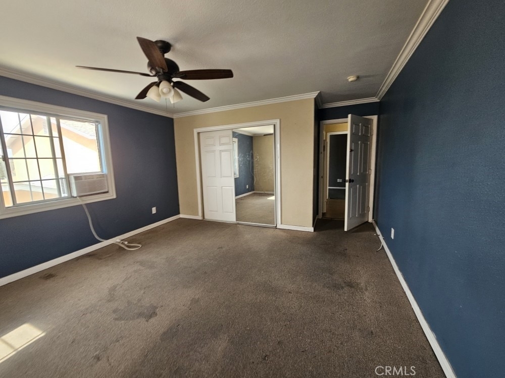 1319 E 59th - Photo 19