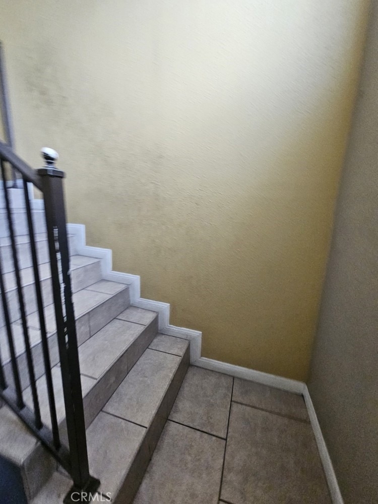 1319 E 59th - Photo 7