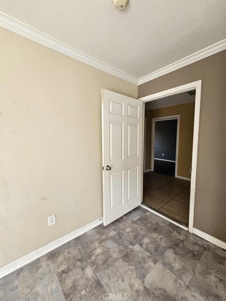 1319 E 59th - Photo 14