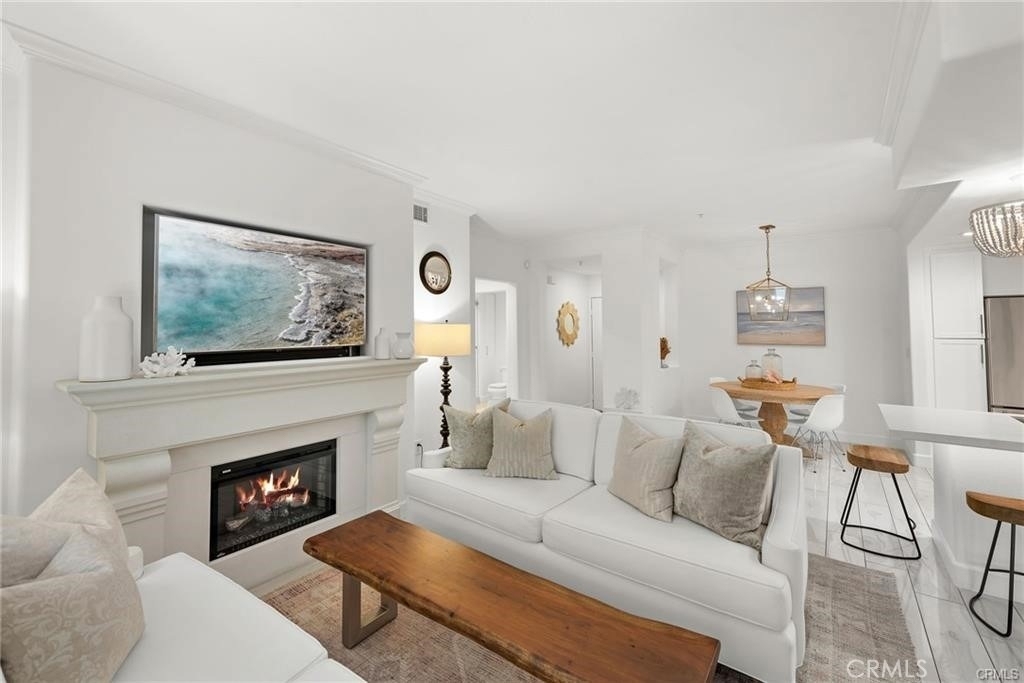 2123 Watermarke Place - Photo 10