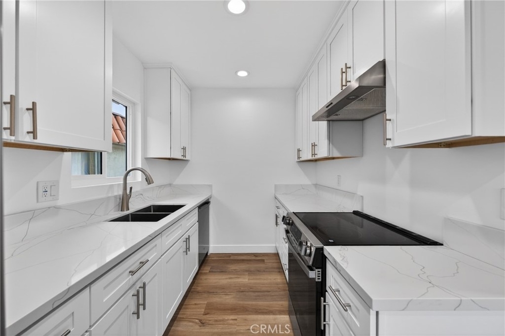 144 11th - Photo 5