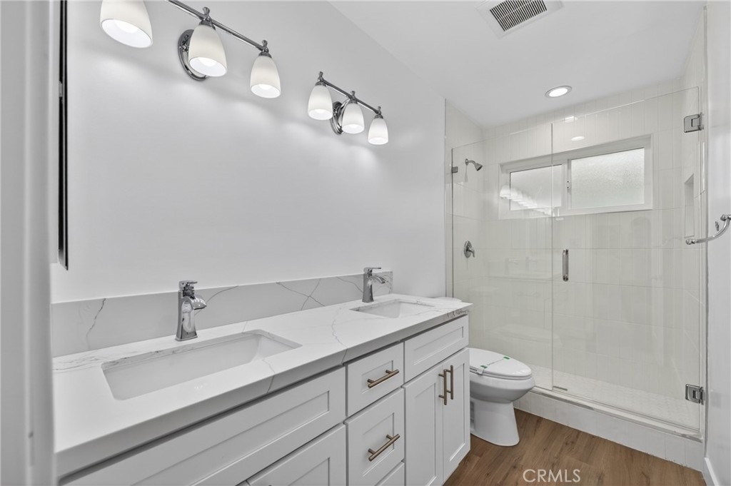 144 11th - Photo 10