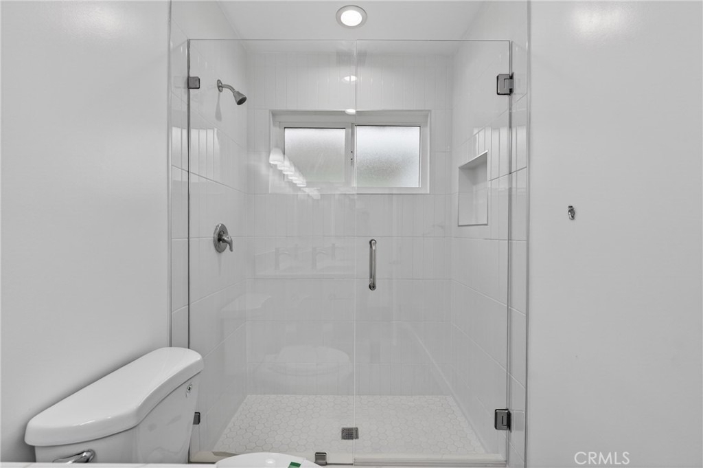 144 11th - Photo 11