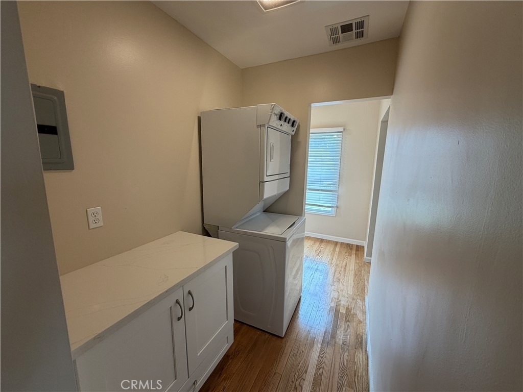 210 S Bush Street - Photo 12