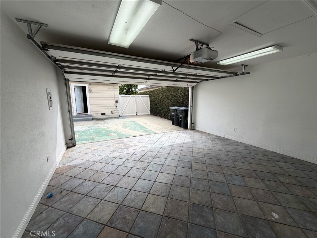 210 S Bush Street - Photo 35