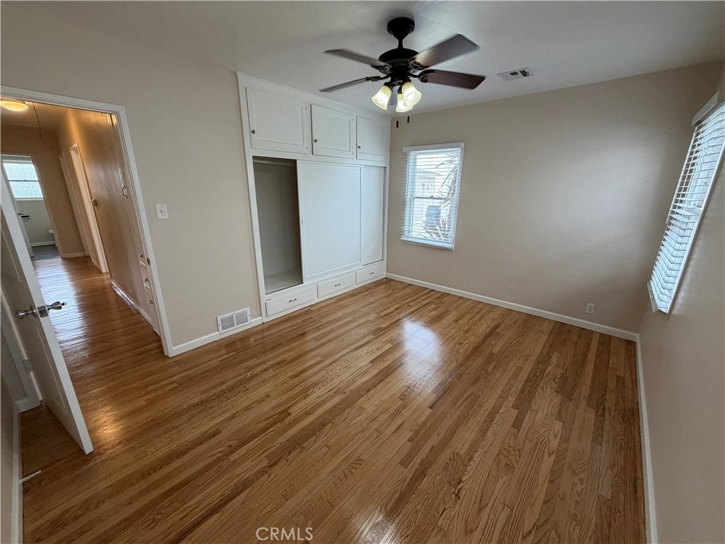 210 S Bush Street - Photo 15