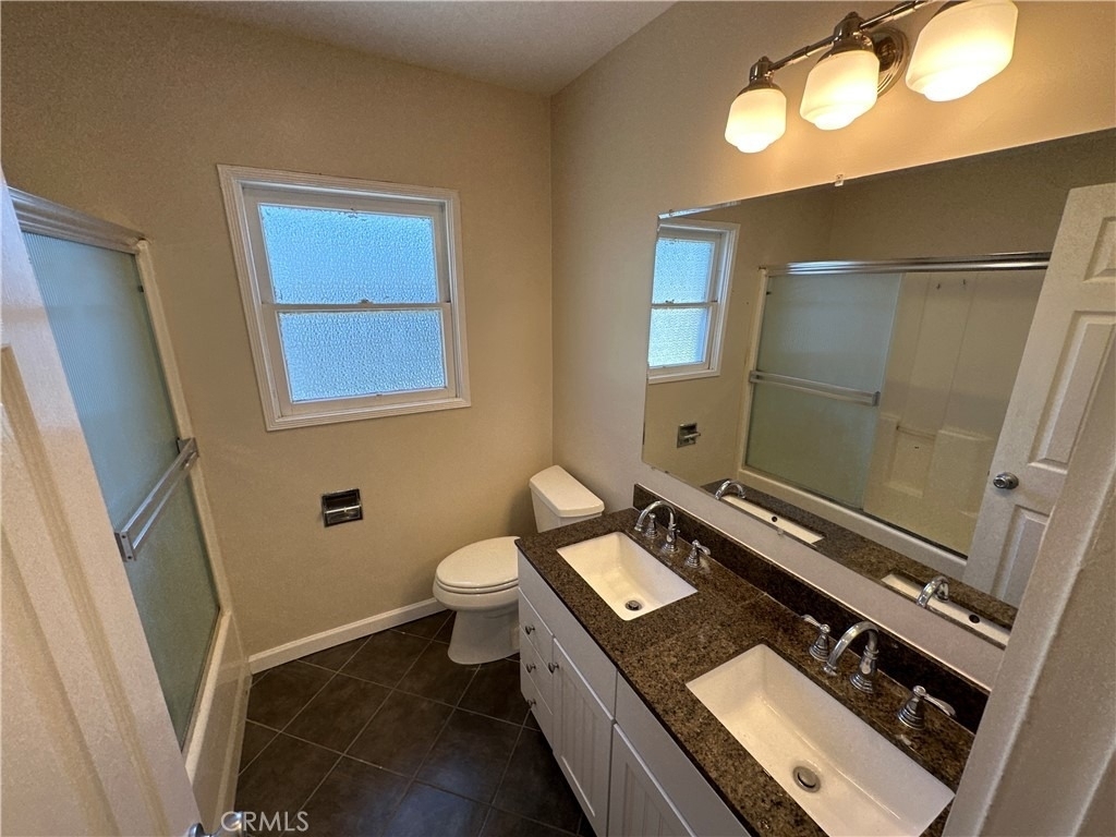 210 S Bush Street - Photo 28